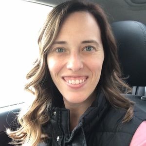 Meet your Posher, Siona